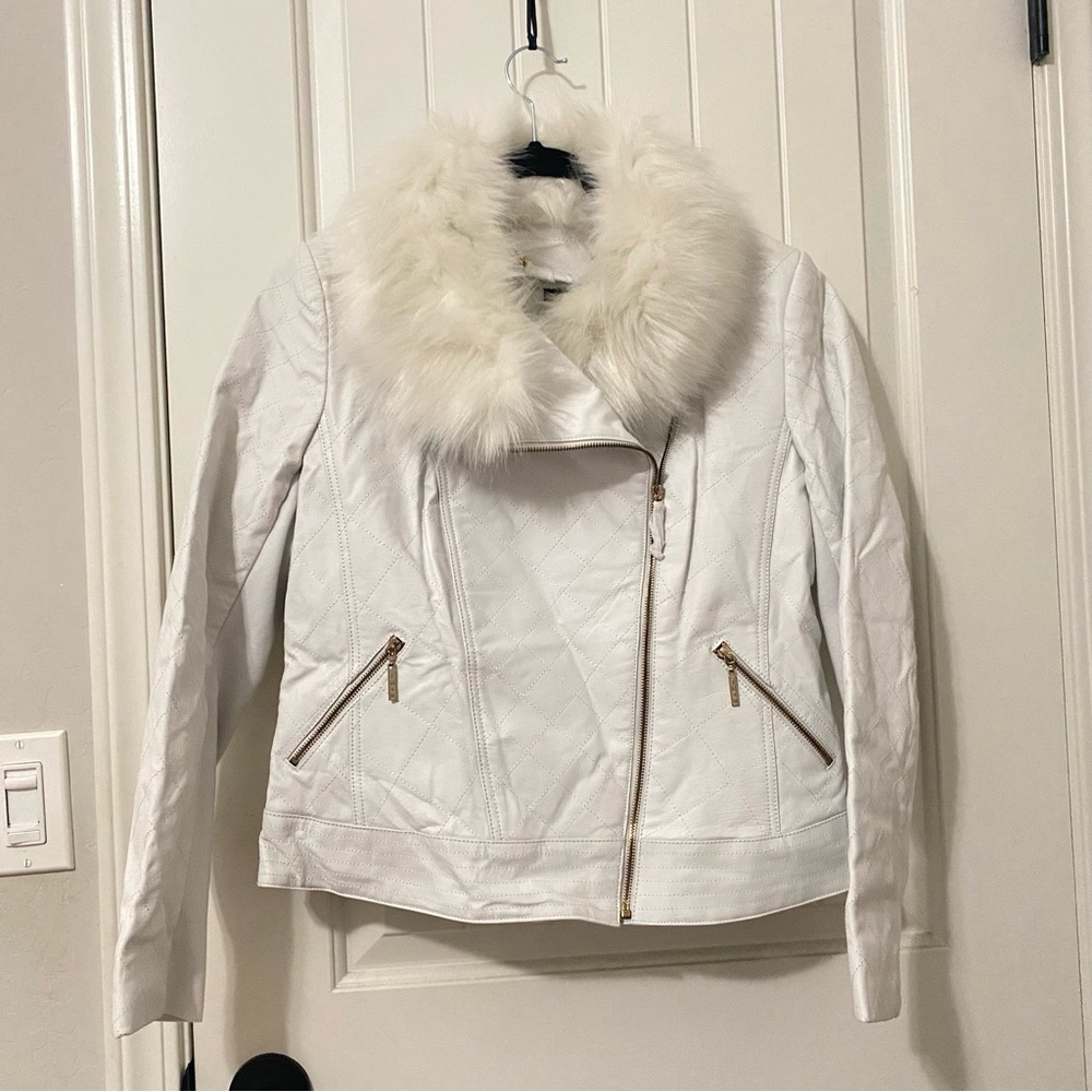 NWT Iman White 100% Leather Fur Collar Moto Jacket Size M